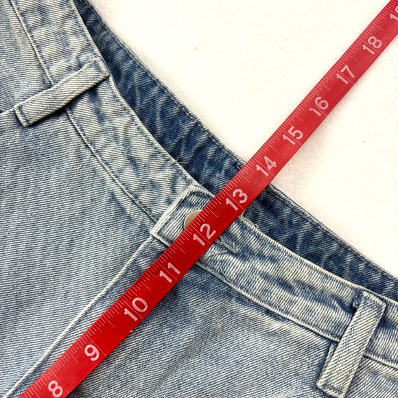 GeeGee Light Wash High Waist Distressed Tapered “Mom” Ankle Baggy Jean Size M - Picture 14 of 15